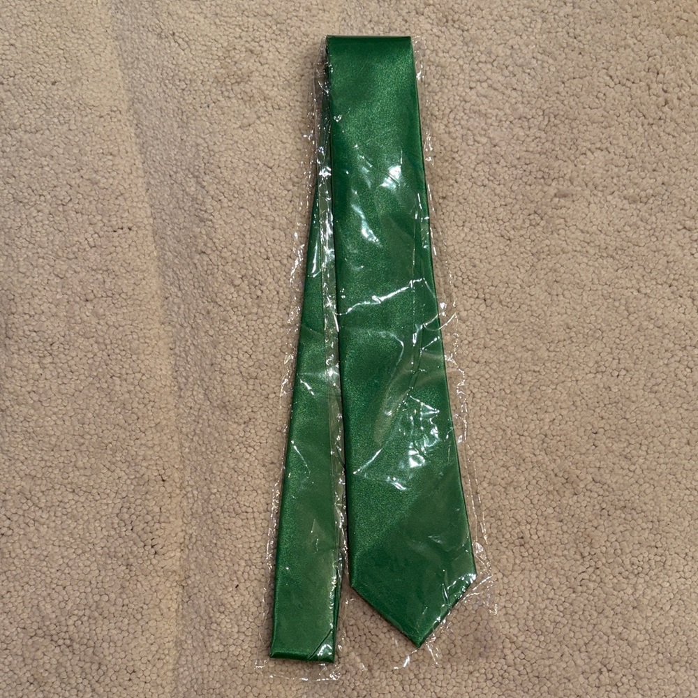 NIP Festive Kelly Green Christmas Men's Tie
